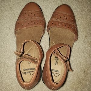 Clark's size 5.5 Sandal's
